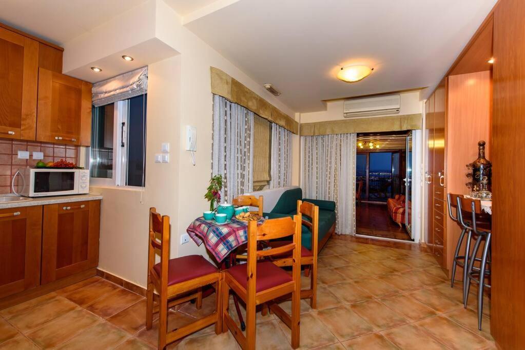 Elisabeth'S Penthouse At The Heart Of The City Rethymno  ภายนอก รูปภาพ